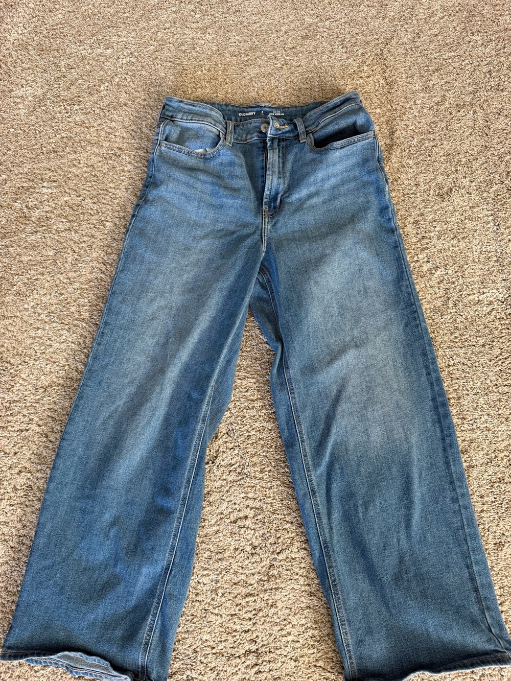 Old Navy Wide-Leg Jeans in Light Blue Wash